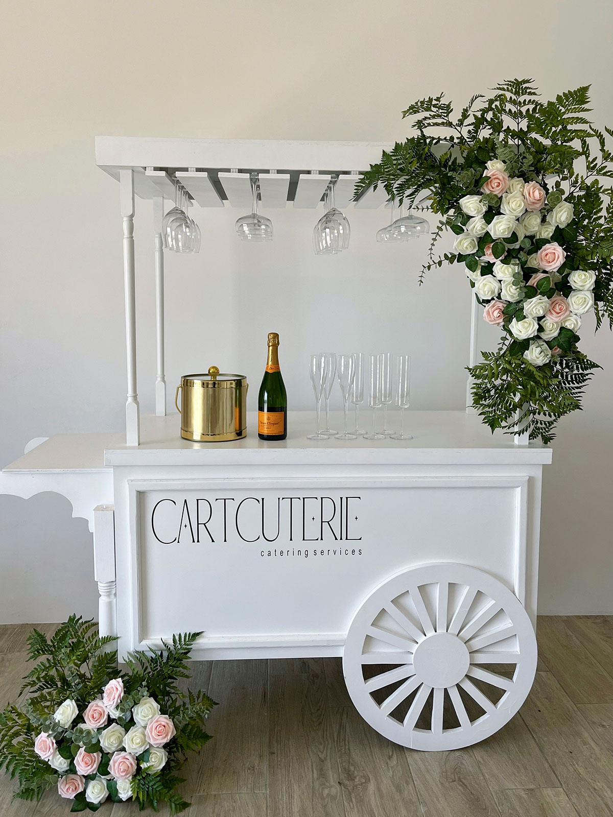 Cartcuterie champagne cart